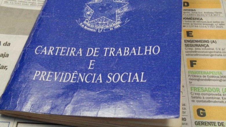 Semanas antes de entrar em vigor, empresas oferecem vagas pela nova CLT