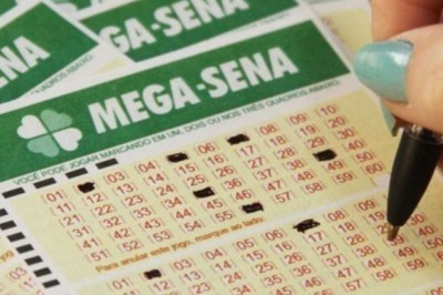 Sorteio da Mega-Sena pode pagar R$ 16 milhões nesta terça