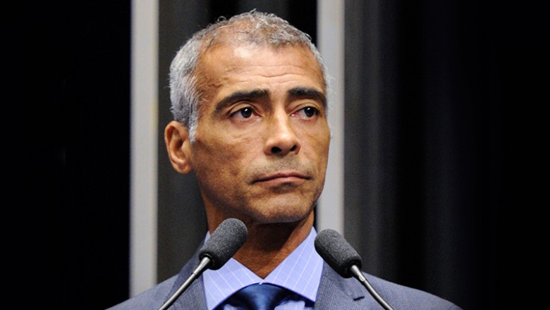 Romário se candidata à presidência da CBF