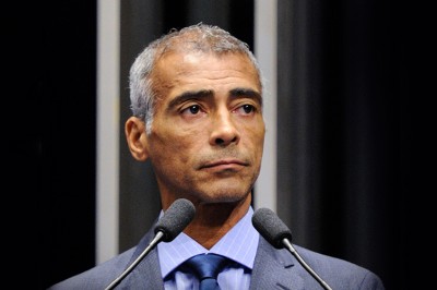 Romário se candidata à presidência da CBF