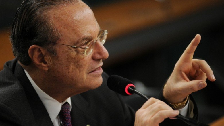 Maluf se prepara para se entregar à Polícia Federal