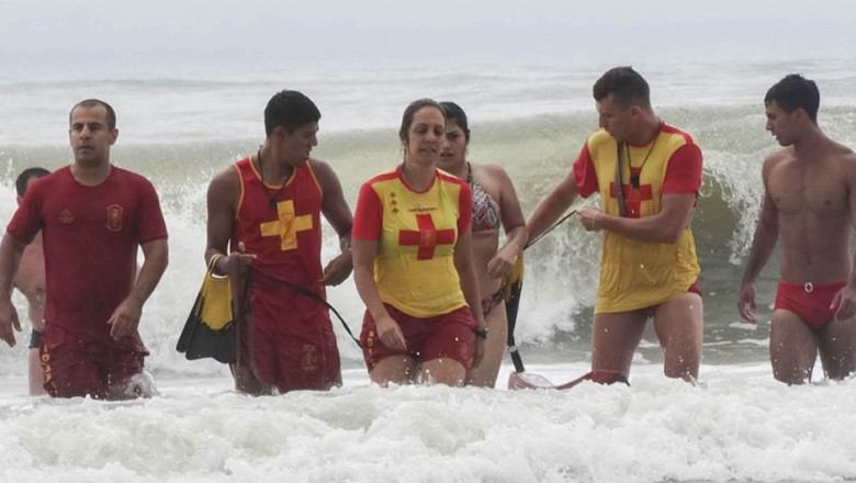 Bombeiros já fizeram 140 salvamentos simples no Litoral
