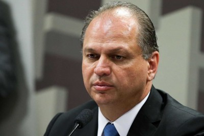 Ministro da Saúde anuncia que também deixará cargo para reeleição