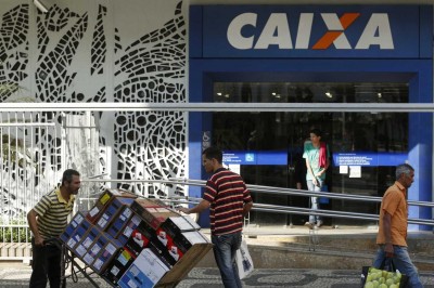 Caixa prepara novo programa de demissão voluntária para cortar gastos