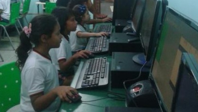Escolas da Rede Municipal de Paranaguá contam com internet em fibra óptica