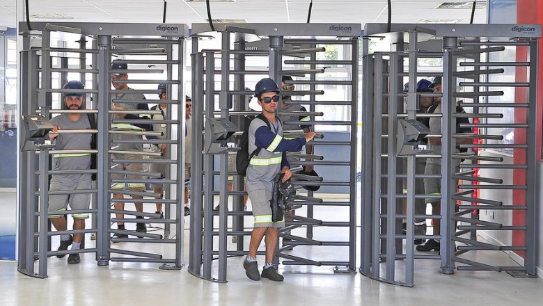 Quem acessa o cais precisa de vacina contra febre amarela