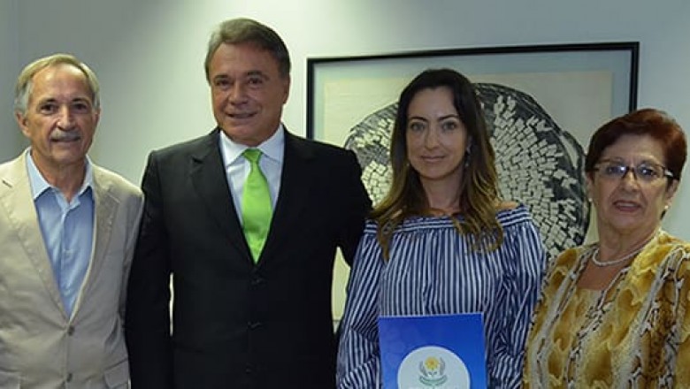 Senado aprova projeto de Alvaro Dias sobre APAES sugerido por Rosângela Moro