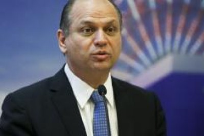 Prontuários eletrônicos irão melhorar marcação de consultas no SUS, diz ministro