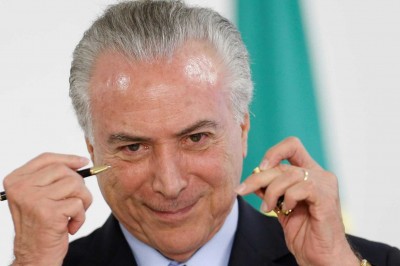 'Candidatíssimo', diz Viana sobre Michel Temer