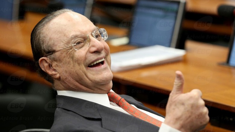 STF concede prisão domiciliar a Maluf