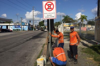 Estacionamento próximo a postos de combustíveis são delimitados