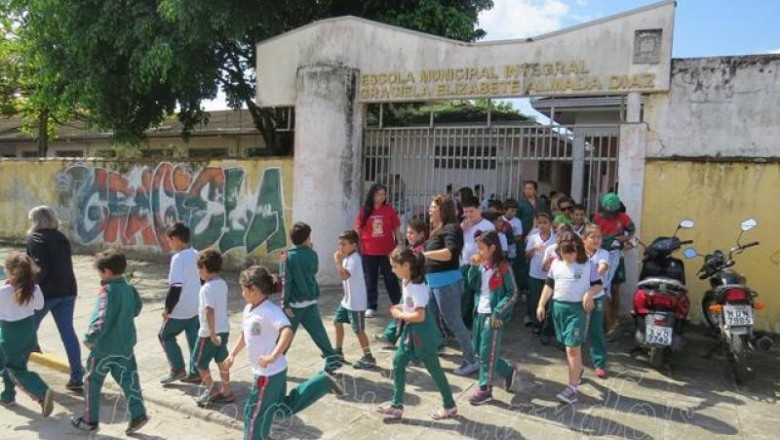 Prefeitura de Paranaguá investe em manutenções de escolas municipais