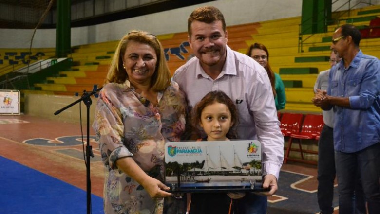 Confira a galeria de campeões dos Jogos Escolares de Paranaguá 2018