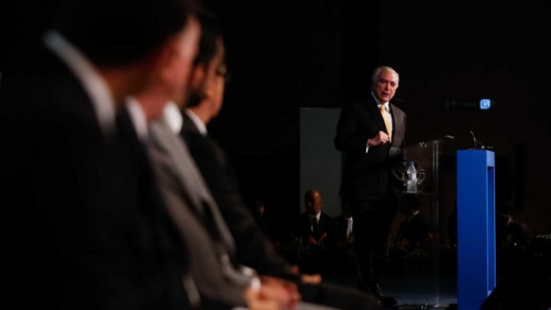 Temer desiste de candidatura e lança Meirelles: 'O melhor'