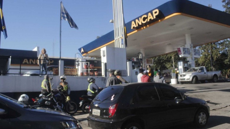 Motoristas no PR atravessam fronteira para abastecer no Paraguai