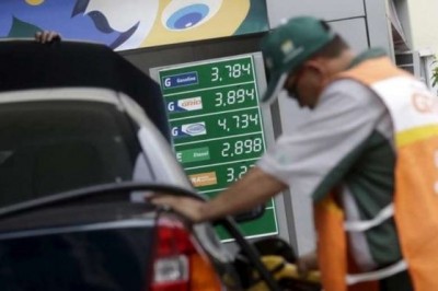 Petrobras aumenta preço da gasolina em 0,74% nas refinarias