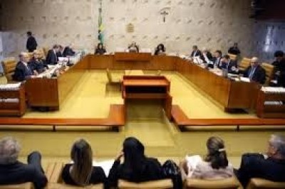 STF julga hoje validade do voto impresso e de conduções coercitivas