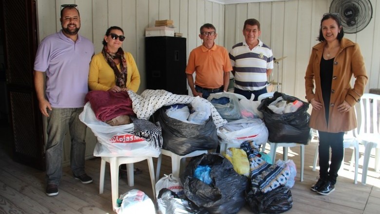 Campanha do Agasalho: Servidores da Câmara Municipal fizeram entrega de doações na Labra em Paranaguá