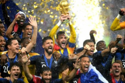 Seleção francesa chega esta manhã a Paris e será homenageada