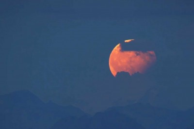 Eclipse lunar mais longo do século será visível do Brasil