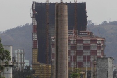 Gabinete de crise investiga explosão na Usiminas em Ipatinga