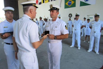 Cerimônia militar comemora os 165 anos da Capitania dos Portos do Paraná