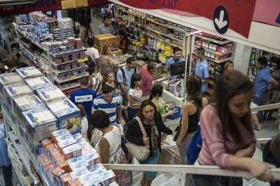 Pagamento do 13º salário injeta R$ 211,2 bilhões na economia