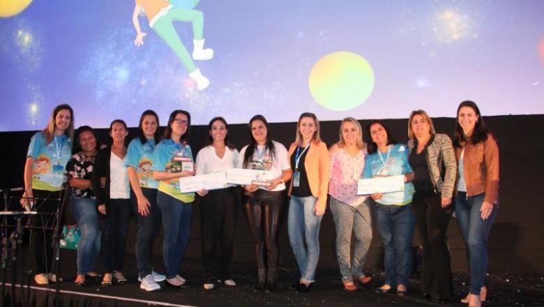 Professoras da rede municipal são premiadas em Curitiba