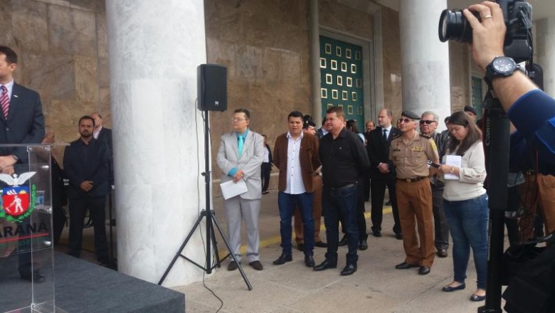 Prefeito Marcelo Roque participa de solenidade de entrega de 166 veículos para as polícias do Paraná