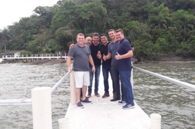 Prefeito Marcelo Roque entrega Trapiche na Prainha da Ponta do Uba revitalizado