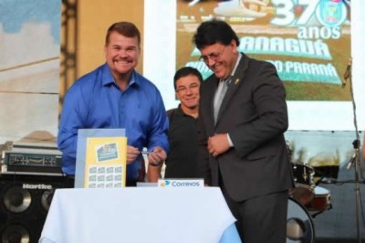 Paranaguá de Paranaguá ganha selo comemorativo na abertura da Festa do Caranguejo