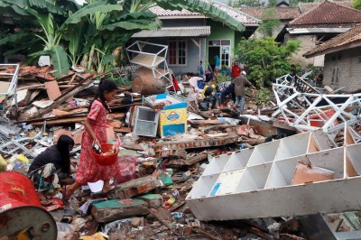 Sob risco de segundo tsunami, Indonésia está em alerta