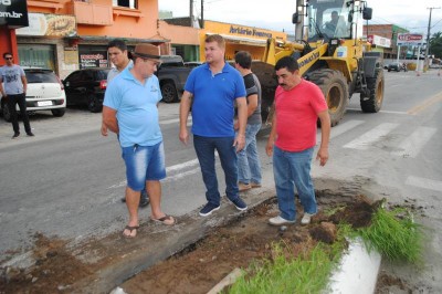 Estudos técnicos indicaram a retirada da rotatória da avenida Bento Munhoz da Rocha Neto, no Parque São João