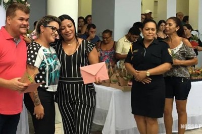 Prefeitura homenageia servidoras no Dia da Mulher