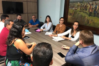 Prefeitura de Paranaguá faz estudos para convênio com o Abrigo do Idosos
