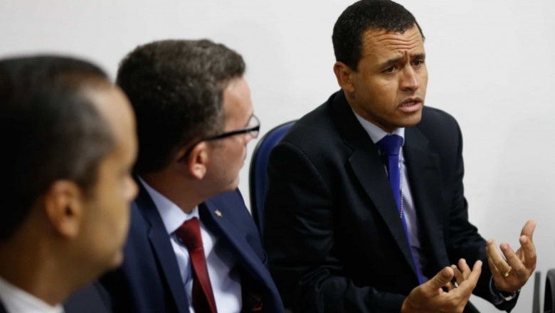 Delegado do caso Marielle se diz surpreso com seu afastamento