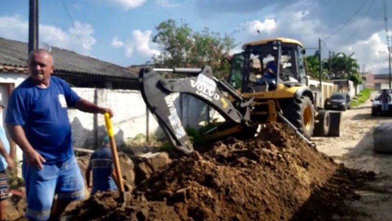 Paranaguá: Vila Marinho recebe serviços de drenagem