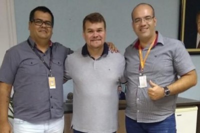 Marcelo Roque recebe o novo gerente local da Copel