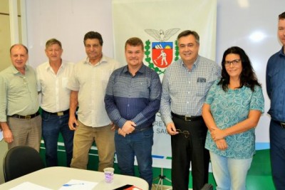 Prefeito Marcelo Roque discute recursos para Saúde de Paranaguá com Governo do Estado