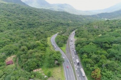 Páscoa: trânsito pode ficar até 60% mais intenso nas BRs 376 e 277