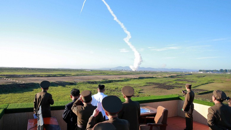 Coreia do Norte dispara m&iacute;sseis de curto alcance, diz ag&ecirc;ncia