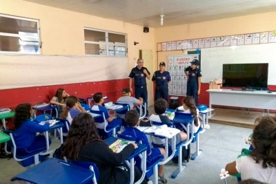 Escolas de Paranaguá recebem Projeto Paranaguá sem Drogas