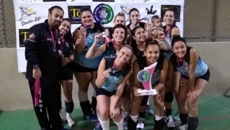 Equipe feminina da NELP/Univolei/SESPOR conquista ouro na Liga de Voleibol de Almirante Tamandaré