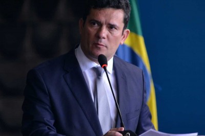 Moro adia ida à Câmara para falar sobre mensagens vazadas