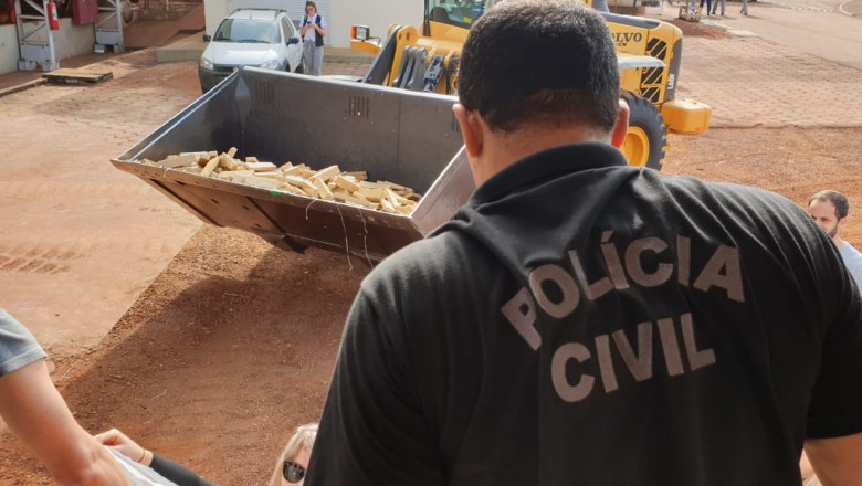 Polícia Civil do Paraná incinera 7,7 toneladas de drogas no Paraná
