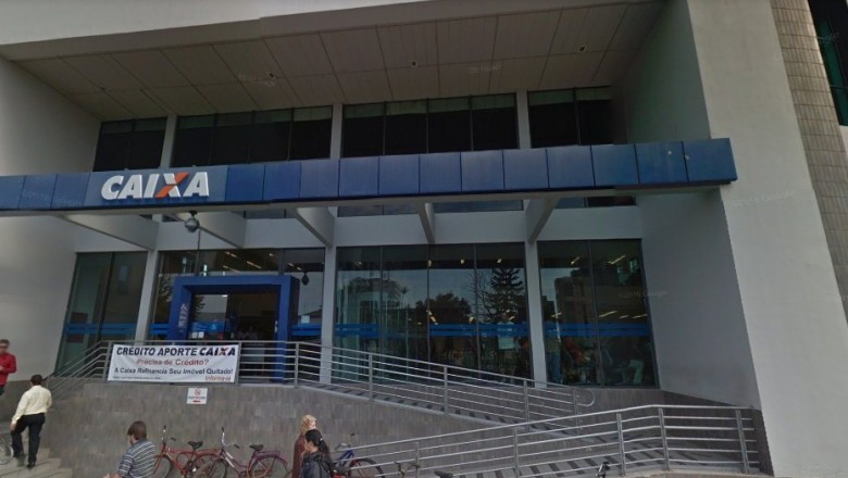 Agências da Caixa ampliam horário nesta sexta para saques do FGTS