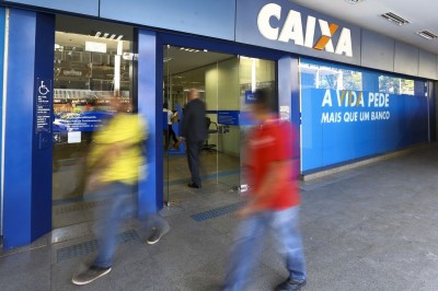 Caixa paga hoje até R$ 500 do FGTS a parte dos correntistas