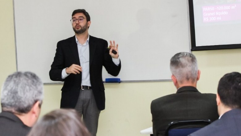 Empresa Portos do Paraná participa de plano ferroviário