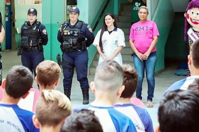 Educação pela Paz: construindo lares sem violência em Paranaguá