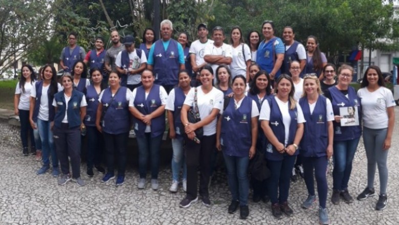 Secretaria de Saúde de Paranaguá distribui mais de mil informativos em ação educativa contra a dengue